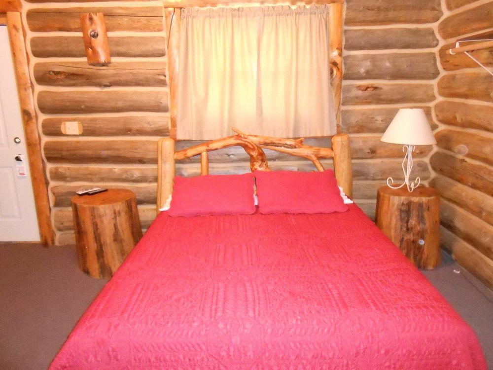 Gold Camp Cabins 卡斯特 外观 照片